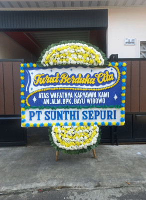Papan Bunga Duka di Ciampel